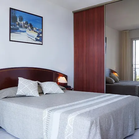 Les Sanguinaires Apartahotel Ajaccio (Corsica)